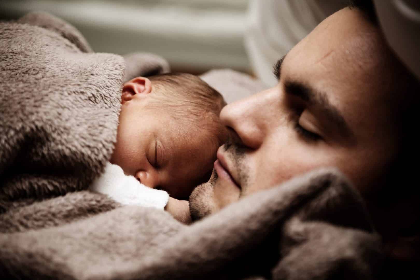 father and his newborn baby